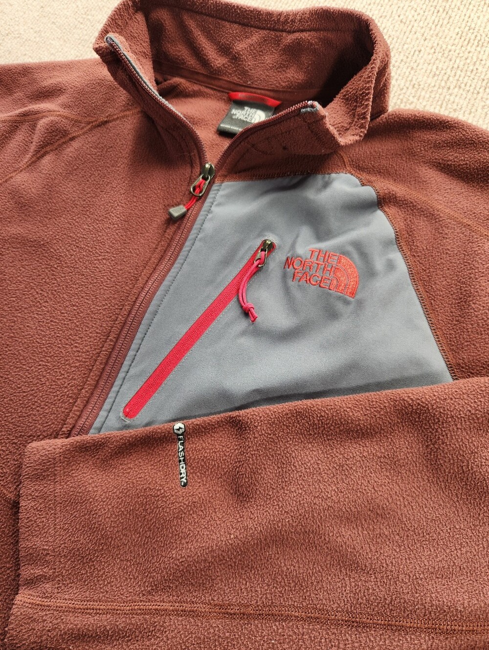 The North Face Men's L Maroon/Gray Fleece 1/4 Zip Flash Dry Pullover Sweater